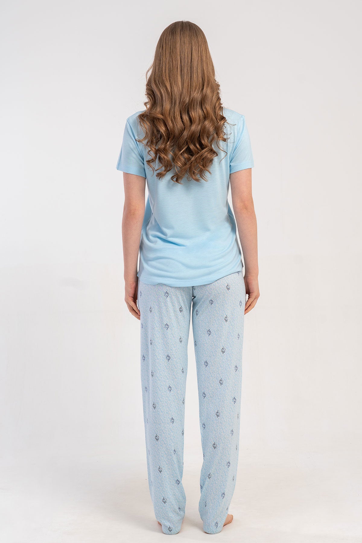 Pınarca Kadın Pijama Takımı Kısa Kollu 3 Düğmeli Desenli Viskon