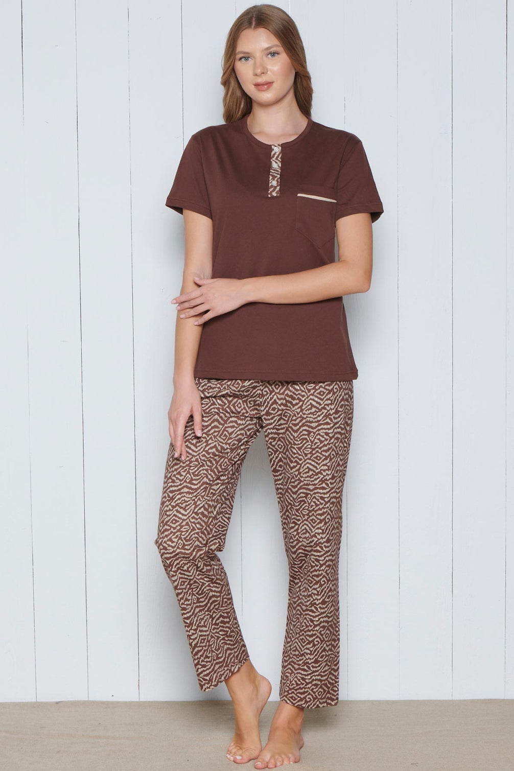 Pınarca Kadın Pijama Takımı Kısa Kollu Alt Desenli Yaka 3 Düğmeli Pamuklu