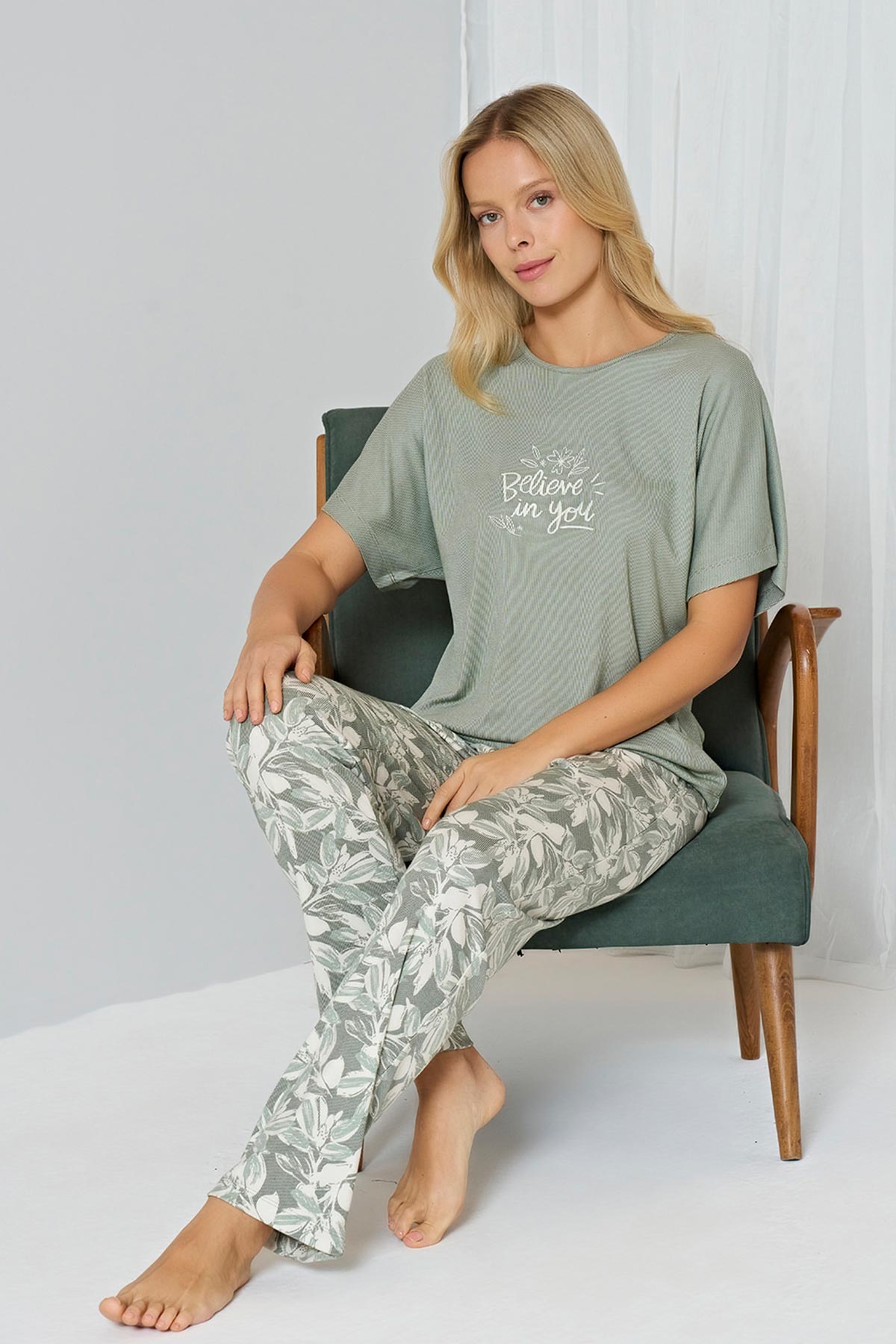 Pınarca Kadın Pijama Takımı Kısa Kollu Bisiklet Yaka Desenli