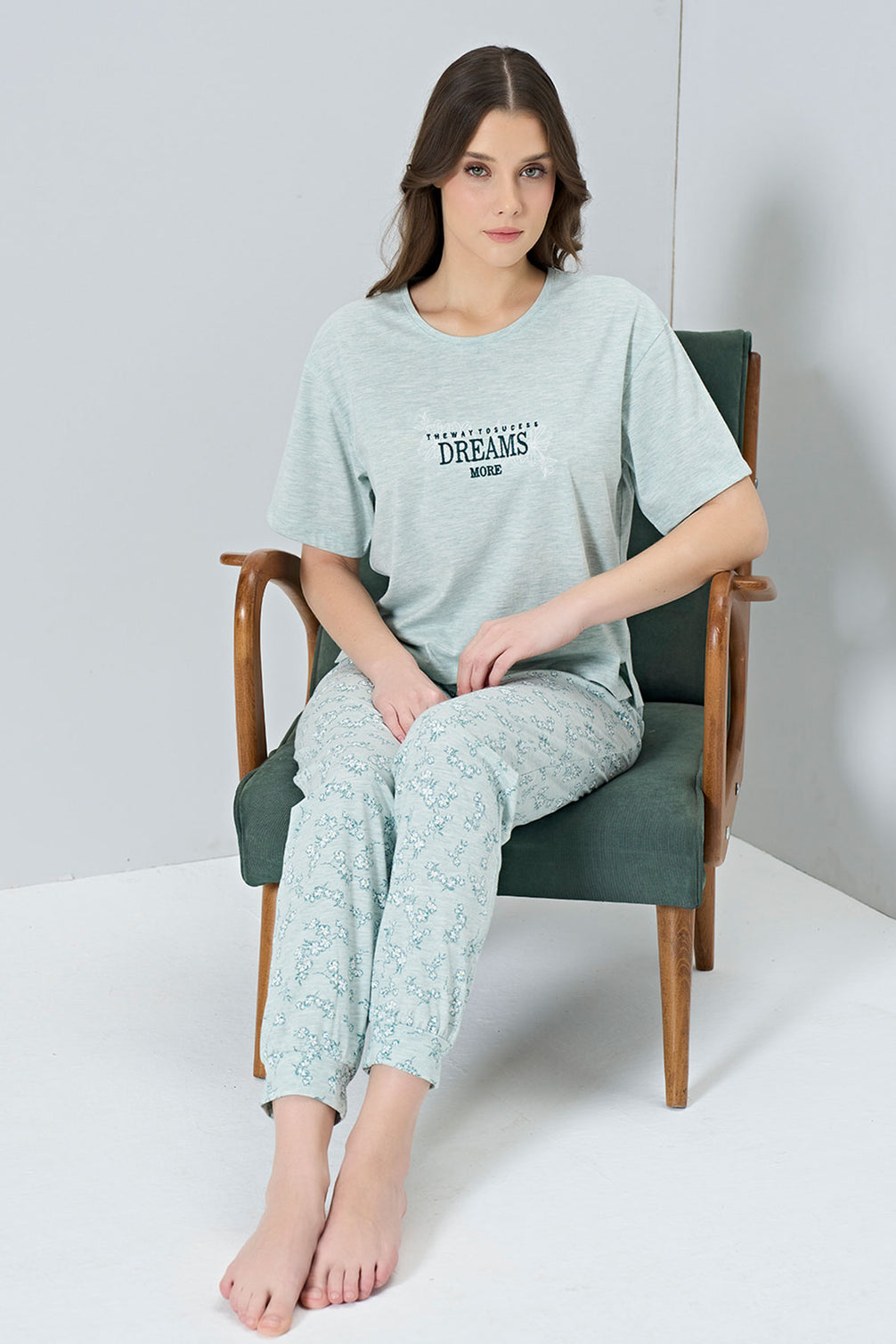 Pınarca Kadın Pijama Takımı Kısa Kollu Çiçek Desenli