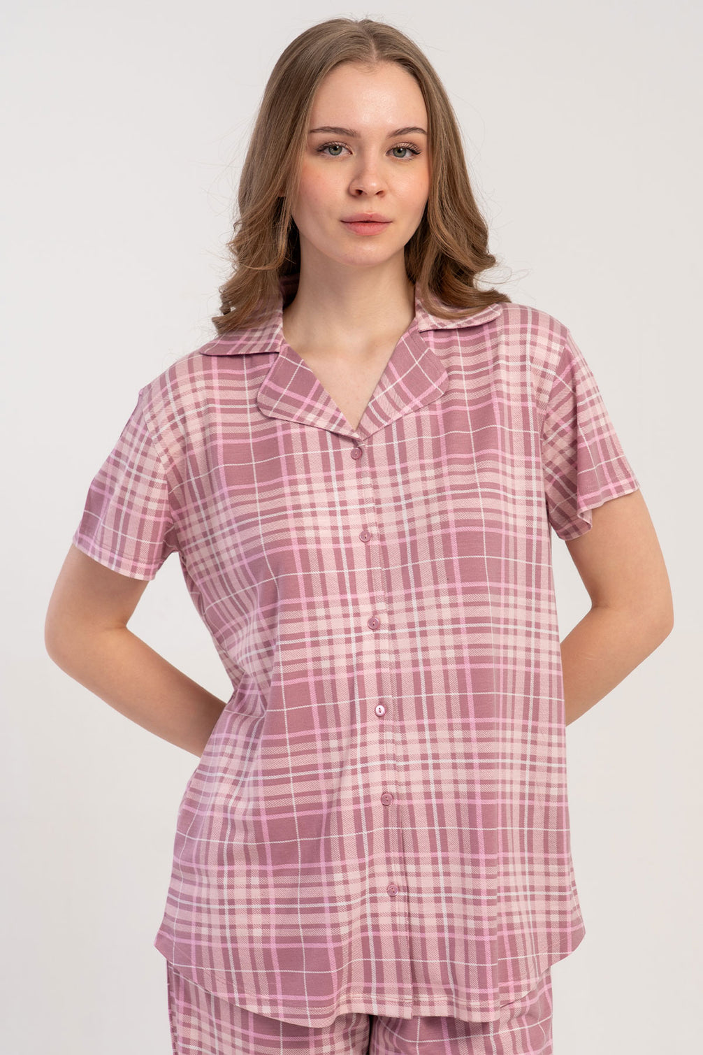 Pınarca Kadın Pijama Takımı Kısa Kollu Gömlek Yaka Ekose Desenli Viskon