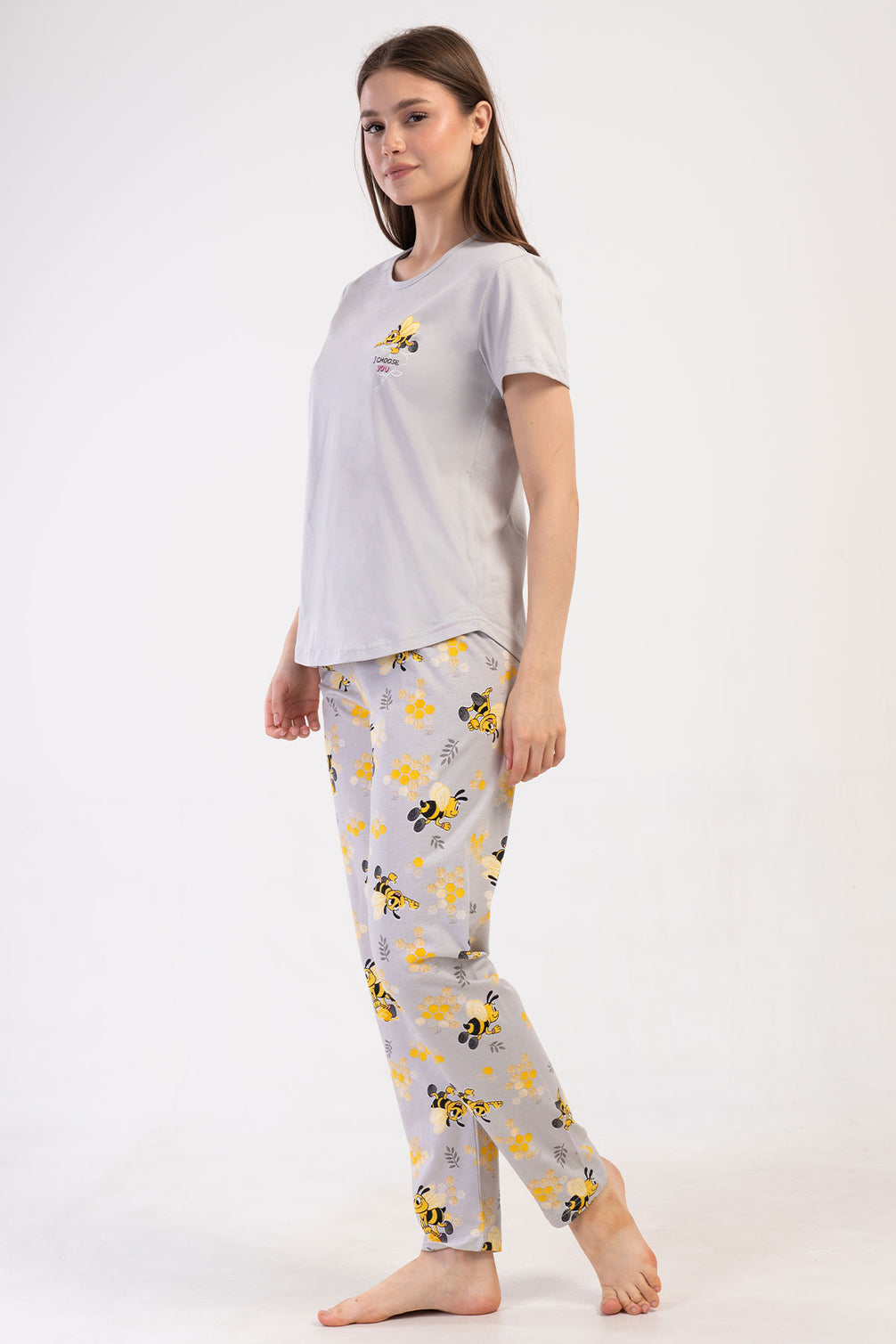 Pınarca Kadın Pijama Takımı Kısa Kollu Pamuklu Bisiklet Yaka Arı Baskılı