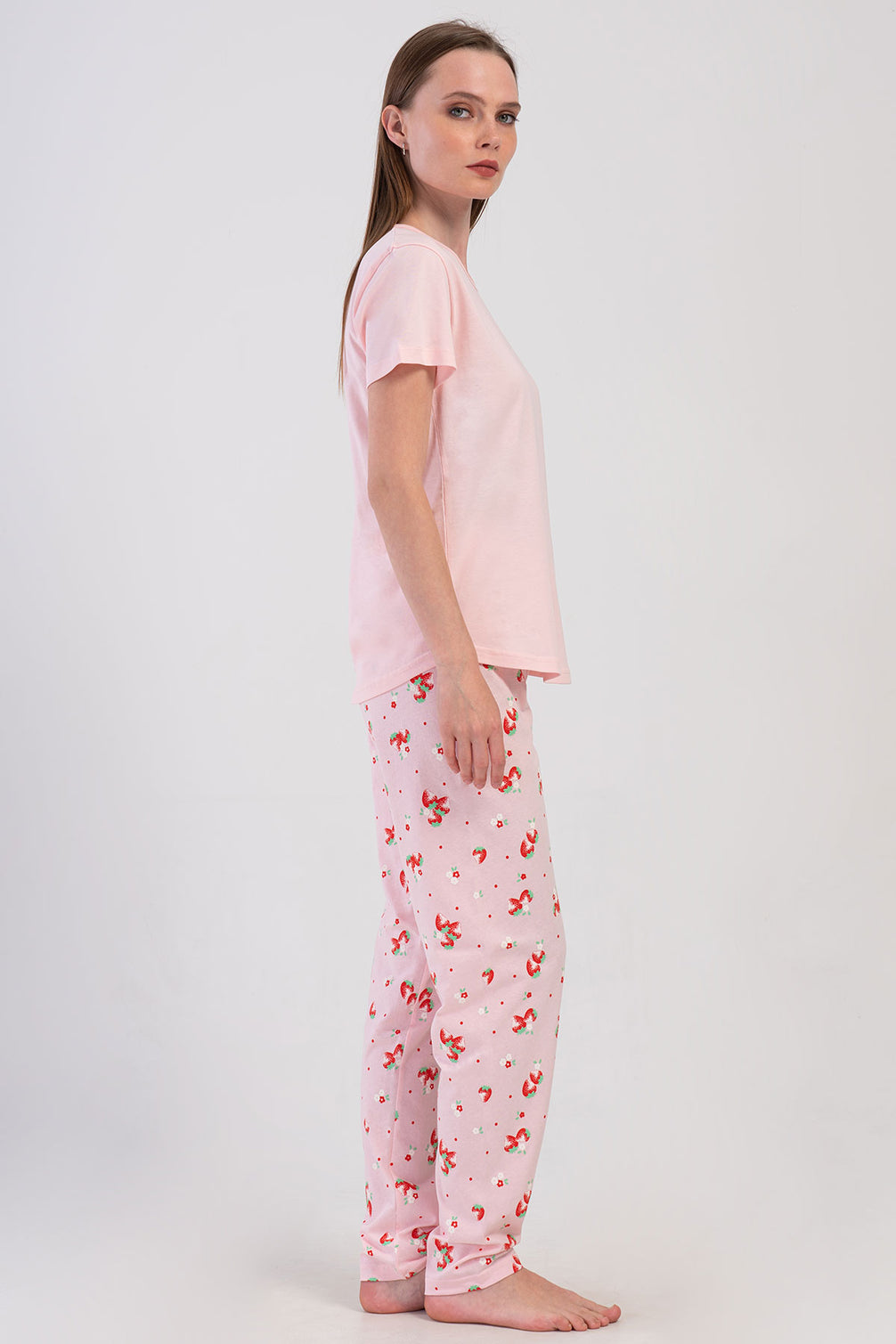 Pınarca Kadın Pijama Takımı Kısa Kollu Pamuklu Bisiklet Yaka Çilek Desenli
