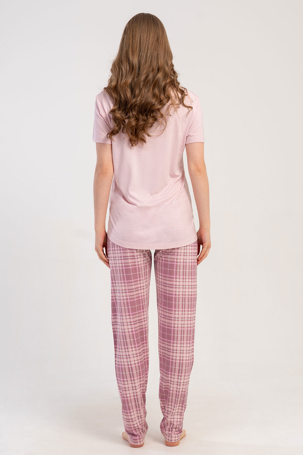 Pınarca Kadın Pijama Takımı Kısa Kollu Yuvarlak Yaka Ekose Desenli Viskon