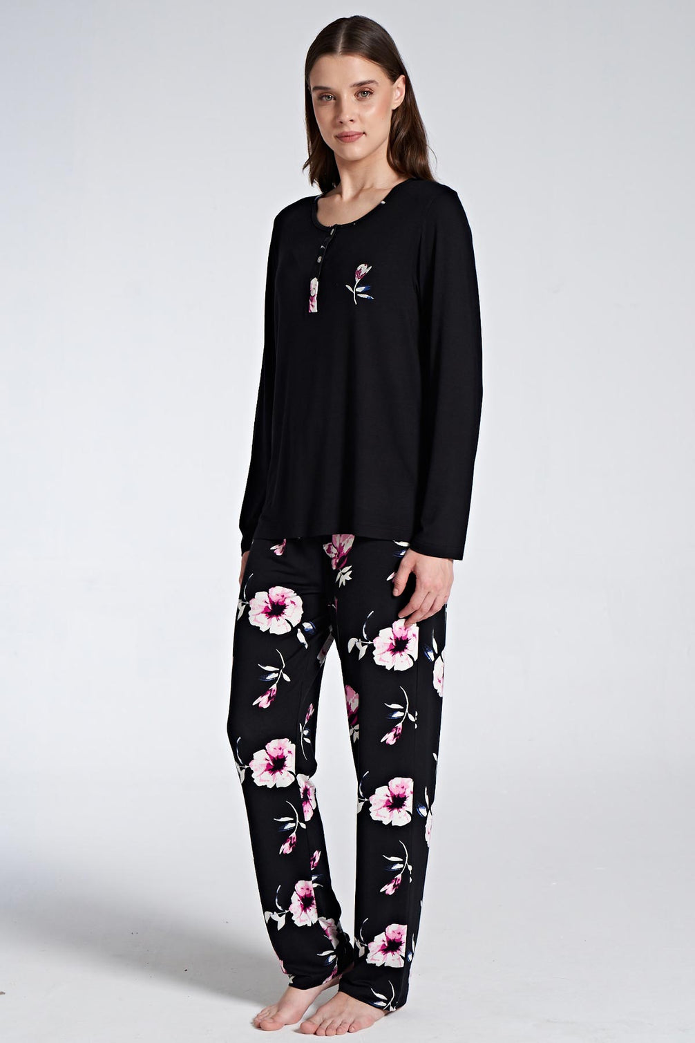 Pınarca Kadın Pijama Takımı Uzun Kollu Düğmeli Çiçekli Büyük Beden