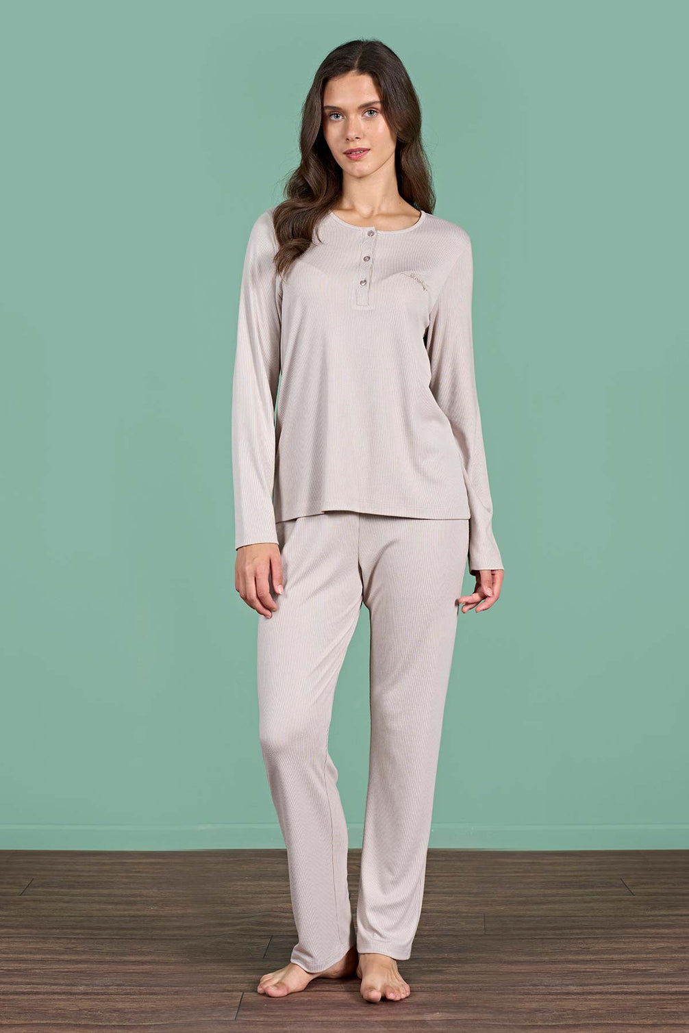 Pınarca Kadın Pijama Takımı Uzun Kollu Düğmeli Düz Melisa