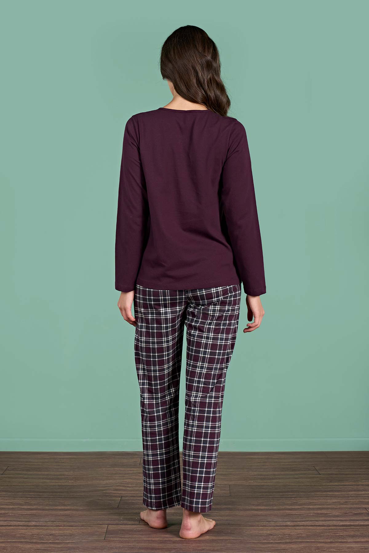 Pınarca Kadın Pijama Takımı Uzun Kollu Düğmeli Ekoseli Pamuklu Eşli