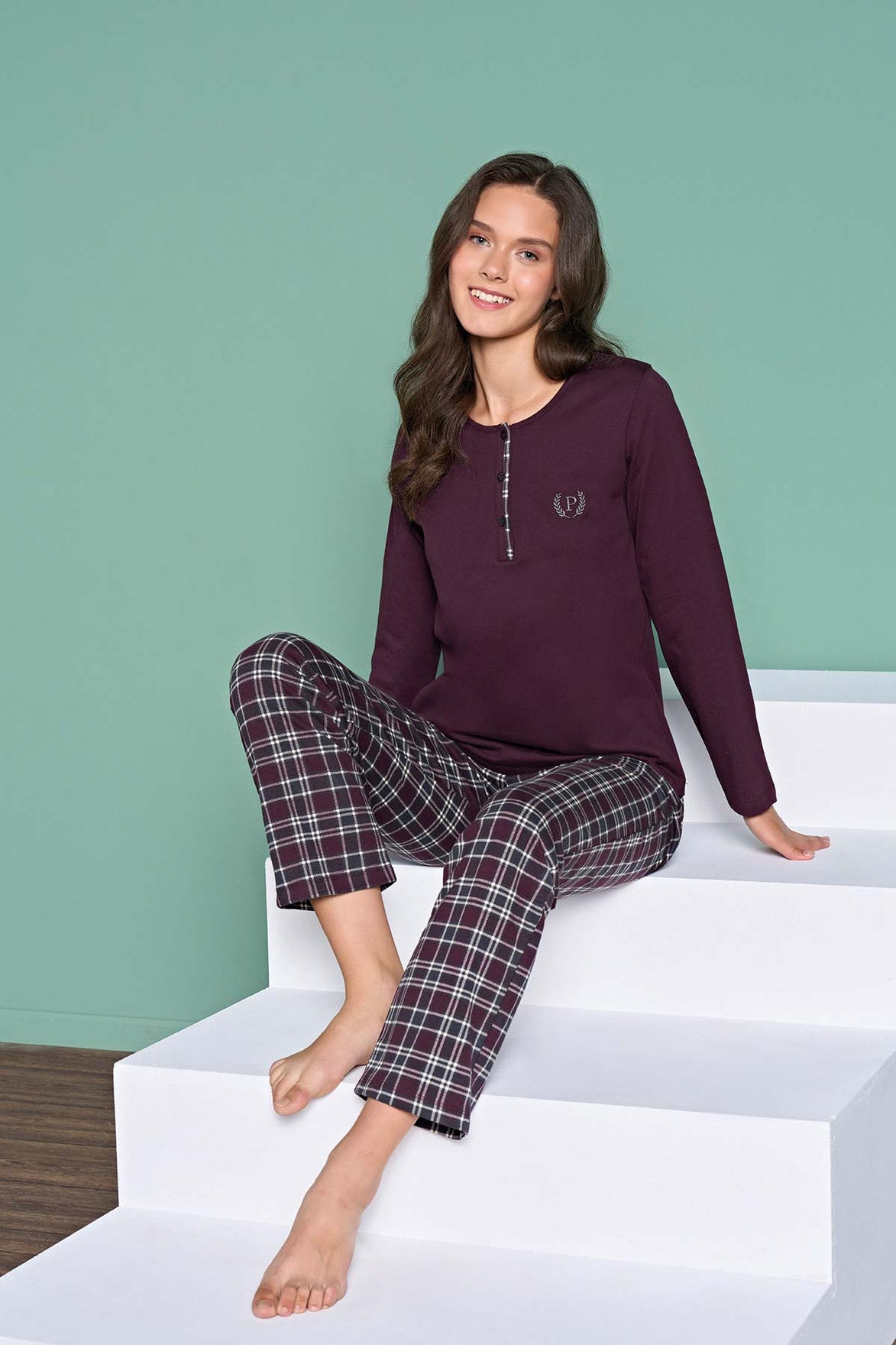 Pınarca Kadın Pijama Takımı Uzun Kollu Düğmeli Ekoseli Pamuklu Eşli