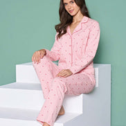 Pınarca Kadın Pijama Takımı Uzun Kollu Gömlek Yaka Kalp Desenli Pamuklu