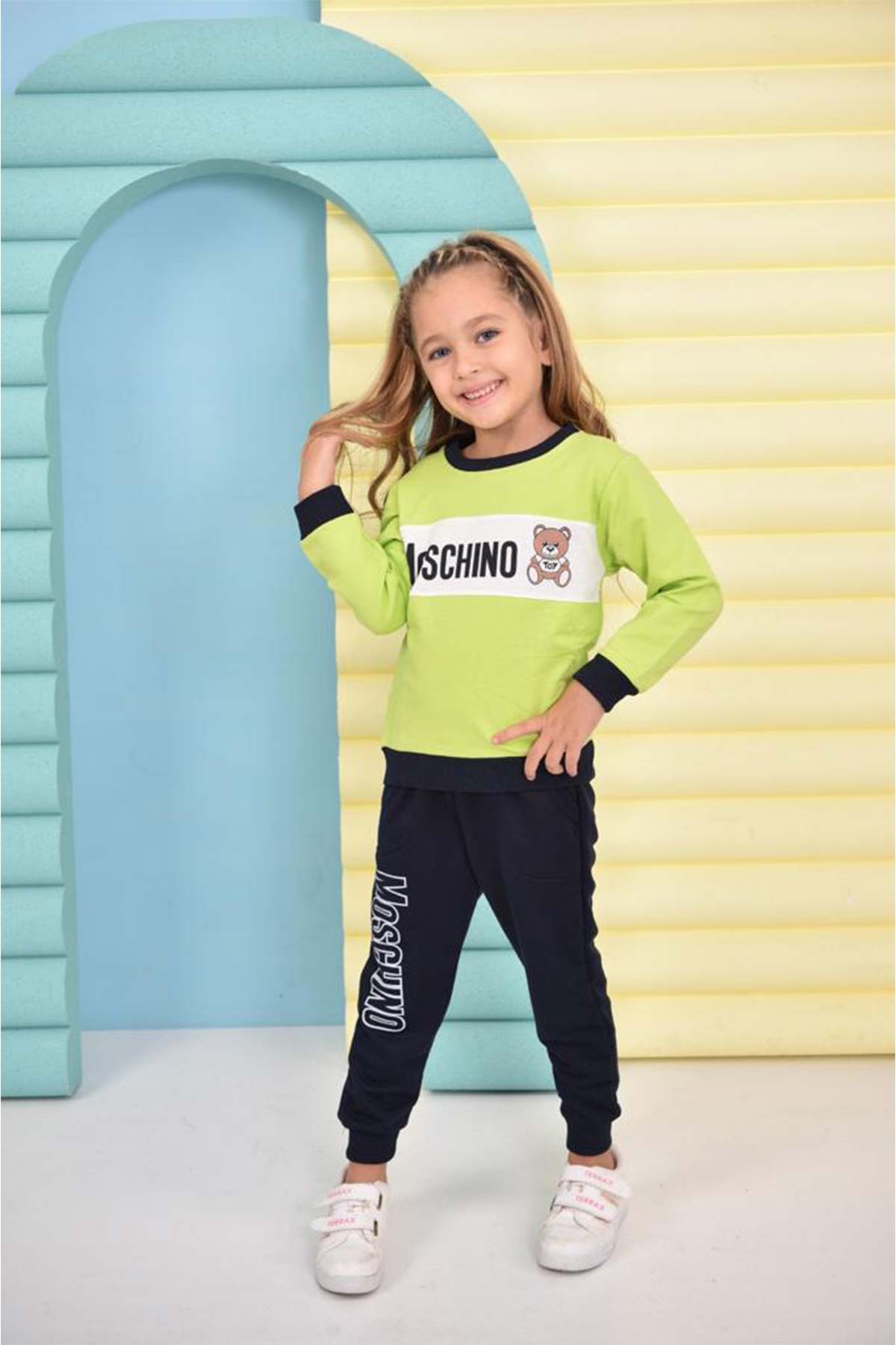 Pınarca Kız Çocuk Moschıno Pijama Takımı