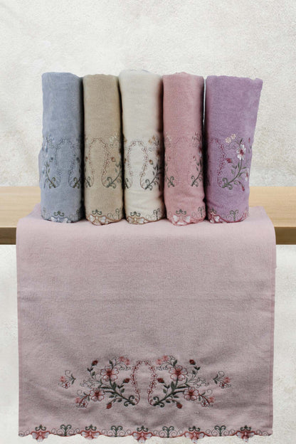 Pınarca Sırma Nakışlı El Yüz Havlusu 50x90