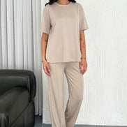 Pogi Kadın Eşofman Takımı Kısa Kollu Sıfır Yaka Dikişli Bol Paça