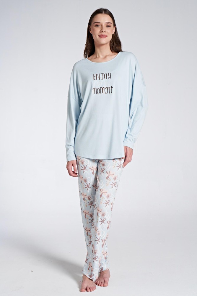 PINARCA EV GİYİM - Pınarca Kadın Pijama Takımı Uzun Kollu Bisiklet Yaka Çiçek Desenli PINARCA EV GİYİM - Pınarca Kadın Pijama Takımı Uzun Kollu Bisiklet Yaka Çiçek Desenli